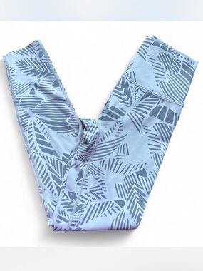Aerie Chill Play Move Grey Leaf-Print Cropped Leggings Size Small